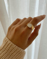 18K Gold White Shell Ring-1